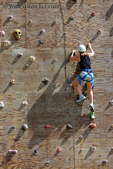 wall-climbing-01.jpg