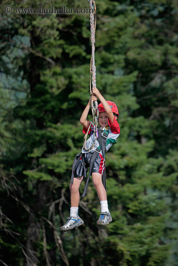 kid-on-zipline-4.jpg