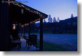 images/UnitedStates/Idaho/RedHorseMountainRanch/Misc/saloon-at-dusk-1.jpg