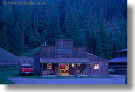 images/UnitedStates/Idaho/RedHorseMountainRanch/Misc/saloon-at-dusk-5.jpg
