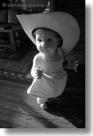 images/UnitedStates/Idaho/RedHorseMountainRanch/People/Kids/Girls/baby-girl-in-big-cowboy_hat-7-bw.jpg