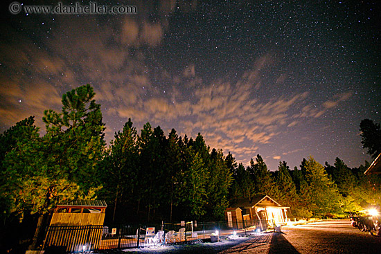 lodge-n-milky-way-2.jpg