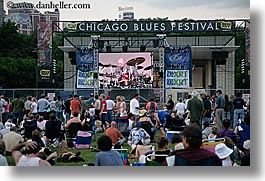 images/UnitedStates/Illinois/Chicago/BluesFestival/blues-festival-crowd-3.jpg