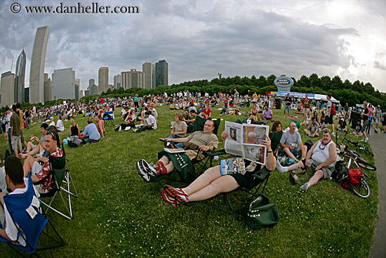 blues-festival-crowd-7.jpg