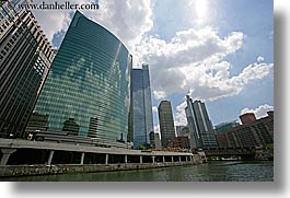 images/UnitedStates/Illinois/Chicago/Buildings/333-wacker-dr-1.jpg