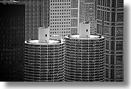 images/UnitedStates/Illinois/Chicago/Buildings/BW/corn-cob-towers-2-bw.jpg