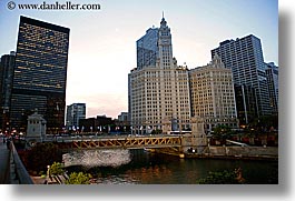 images/UnitedStates/Illinois/Chicago/Buildings/Wrigley/wrigley-building-04.jpg
