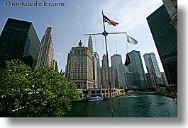 images/UnitedStates/Illinois/Chicago/Cityscapes/rvr-flag-cityscape.jpg