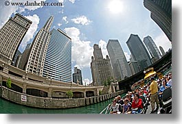 images/UnitedStates/Illinois/Chicago/Cityscapes/sea-dog-boat-cityscape-5.jpg