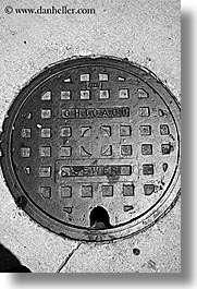 images/UnitedStates/Illinois/Chicago/Streets/chicago-manhole-2.jpg