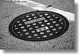 images/UnitedStates/Illinois/Chicago/Streets/chicago-manhole-3.jpg