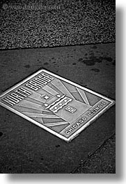 images/UnitedStates/Illinois/Chicago/Streets/north-bridge-plaque.jpg