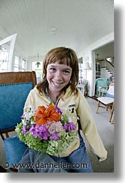 images/UnitedStates/Indiana/Family/Lauren/lauren-flowers-1.jpg
