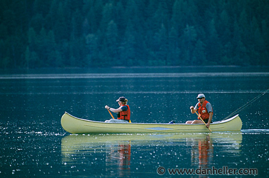 canoes-08.jpg