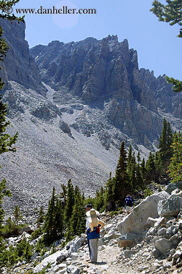 hiking-glacier_trail-01.jpg