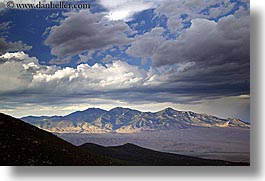 images/UnitedStates/Nevada/GreatBasinNatlPark/Mountains/mountains-clouds-n-desert-04.jpg