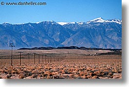images/UnitedStates/Nevada/Scenics/phone-poles-3.jpg