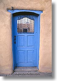 images/UnitedStates/NewMexico/Pueblos/blue-door.jpg