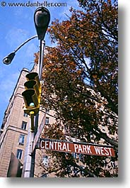 images/UnitedStates/NewYork/CentralPark/central-park-sign-b.jpg