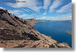images/UnitedStates/Oregon/CraterLake/Geology/CraterRim/crater-lake-rim-12.jpg