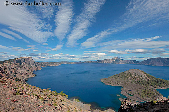 wizard-island-n-clouds-2.jpg