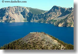 images/UnitedStates/Oregon/CraterLake/Geology/WizardIsland/wizard-island-peak-2.jpg