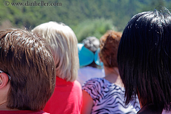 colorful-hair-women.jpg