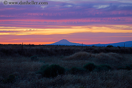 mt_jefferson-at-sunset-01.jpg