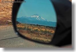 images/UnitedStates/Oregon/Scenics/MtJefferson/mt_jefferson-n-rearview-mirror.jpg