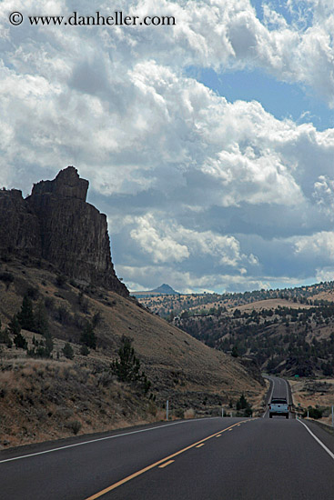 clouds-n-buttes-2.jpg