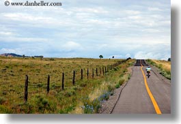 images/UnitedStates/Utah/BryceCanyon/BikePath/jack-biking-long-path-01.jpg