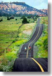images/UnitedStates/Utah/BryceCanyon/BikePath/jack-n-sarah-biking-03.jpg
