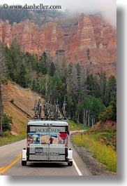 images/UnitedStates/Utah/BryceCanyon/Landscapes/backroads-trailer-n-landscape-03.jpg