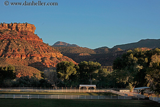 mountains-n-fence-1.jpg