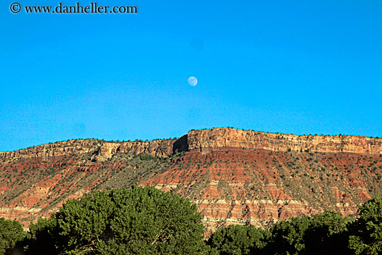 mountains-n-moon-2.jpg