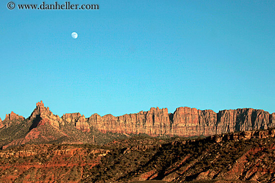 mountains-n-moon-3.jpg