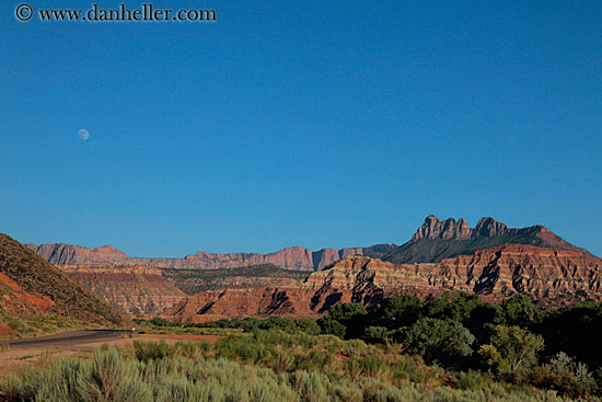 mountains-n-moon-5.jpg