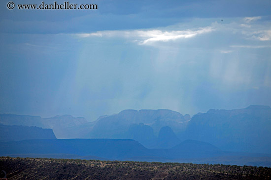 zion-mesas-n-clouds.jpg