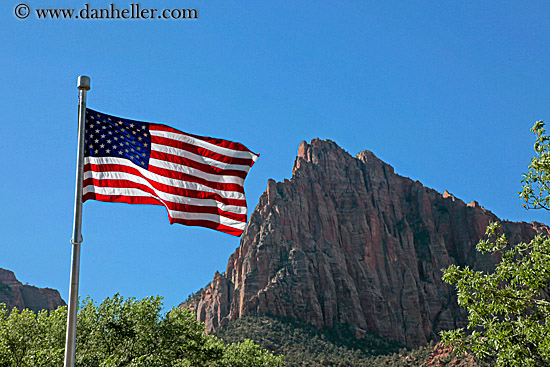 mtn-n-american-flag-1.jpg