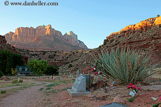 graves-n-sunset-mtns-05.jpg