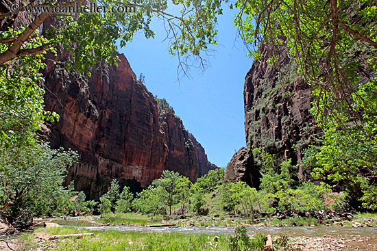 virgin-river-n-mtn-04.jpg