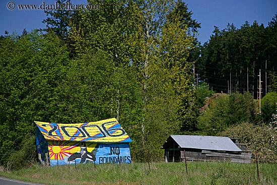 colorful-barn.jpg