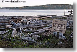 images/UnitedStates/Washington/OrcasIsland/private-property-sign.jpg