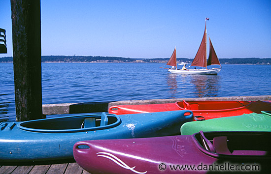 kayak-n-sailboat.jpg