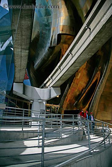 science-fiction-museum-entrance.jpg