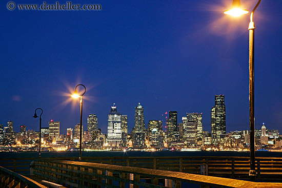 cityscape-nite-pier-6.jpg