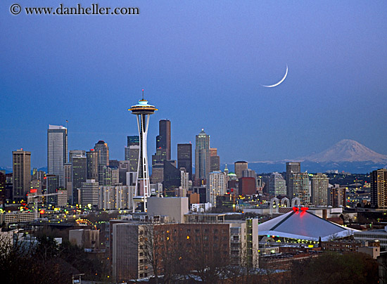 seattle-dusk-moon.jpg