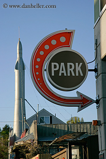 rocket-n-park-sign-1.jpg