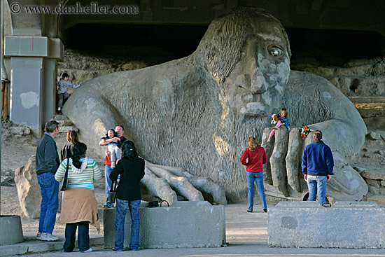 troll-n-tourists.jpg