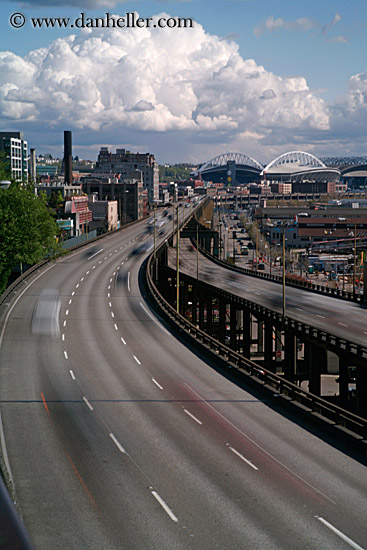 highway-traffic-n-clouds-02.jpg